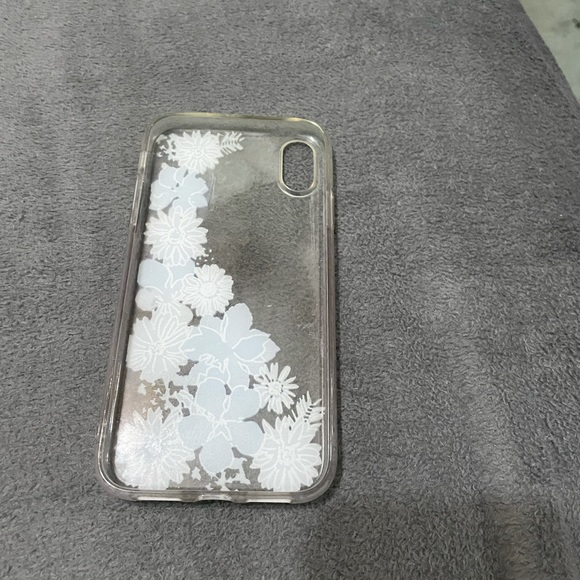 Clear flowered iPhone XR phone case - Picture 2 of 2